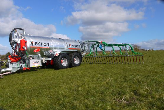 Camion citerne Pichon